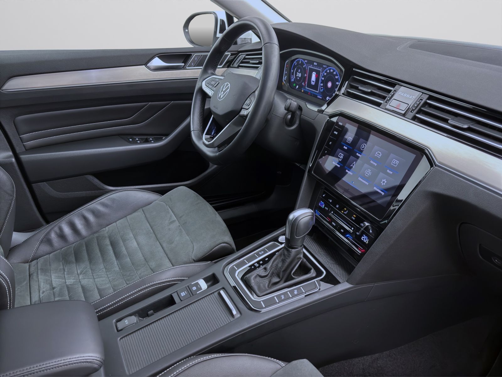 Volkswagen Passat Variant - Bild 17