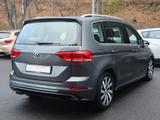 Volkswagen Touran 2.0 TDI DSG R-Line LED Navi Panorama ACC - Volkswagen Touran mit Diesel-Antrieb: Kleinbus