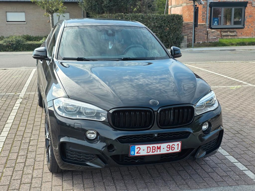 Image of BMW X6