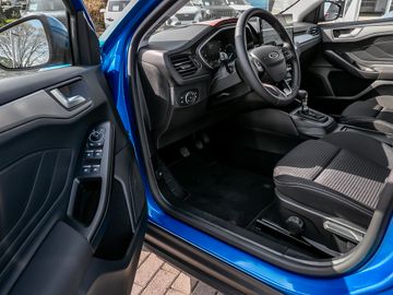 Ford Focus Turnier 1.0 Titanium-LED-Keyless-Winter-P.