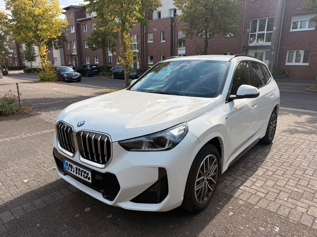 Image of BMW X1