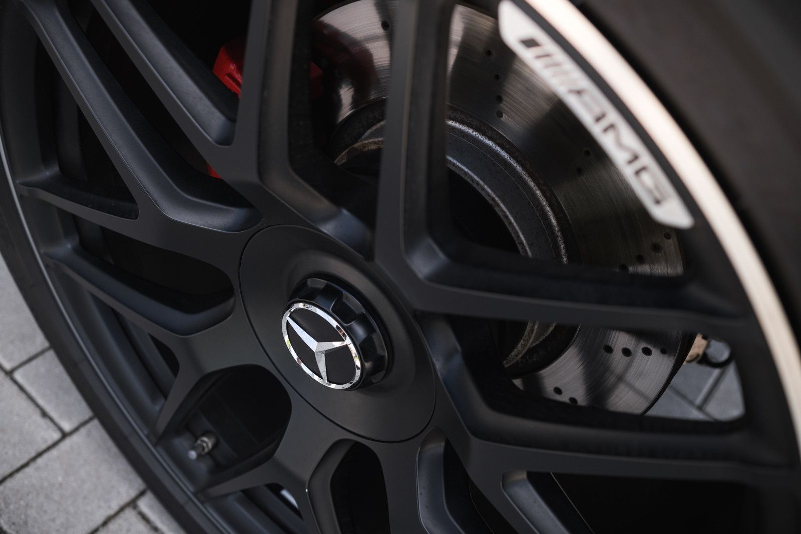 Fahrzeugabbildung Mercedes-Benz G 63 AMG-Burm.-NightPaket-360*-WR-StHz-SD