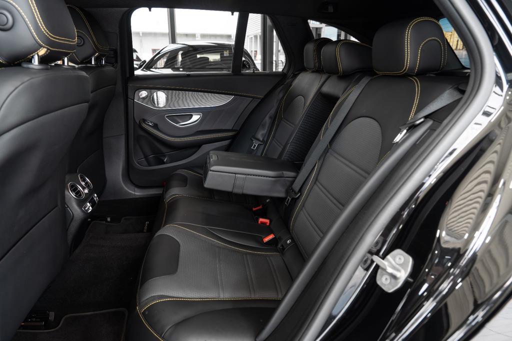 Mercedes-Benz C 63 AMG