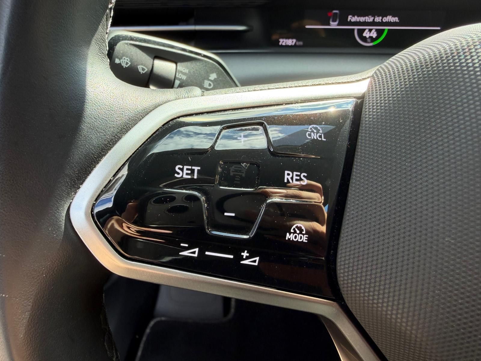 Fahrzeugabbildung Volkswagen ID.7 Pro >IQ.LIGHT+HEAD+MATRIX+NAVI+SHZ+ACC+360+