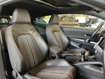 Volkswagen Scirocco *PANORAMA*NAVI*PDC*KLIMA*2-ZONEN*
