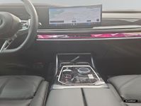 BMW 740 - Vorschau Bild 13