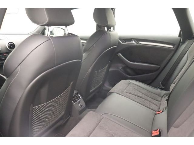 Fahrzeugabbildung Audi A3 Sportback 35 TFSI Sport S-Line
