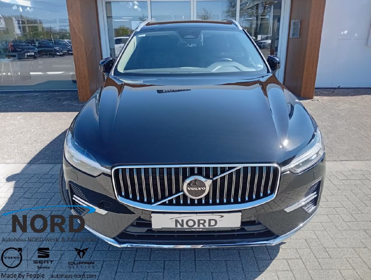 Volvo XC60 B4D Inscription 2WD/Leder/Licht-Pak/Harman