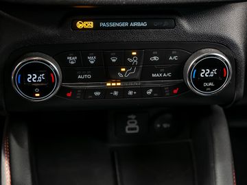 Ford Kuga Plug-In Hybrid ST-Line KAMERA NAVI