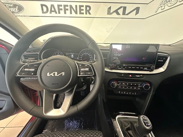 Fahrzeugabbildung Kia XCeed 1.5 T-GDI, Teilleder, Navi, SHZ, Lane Assi