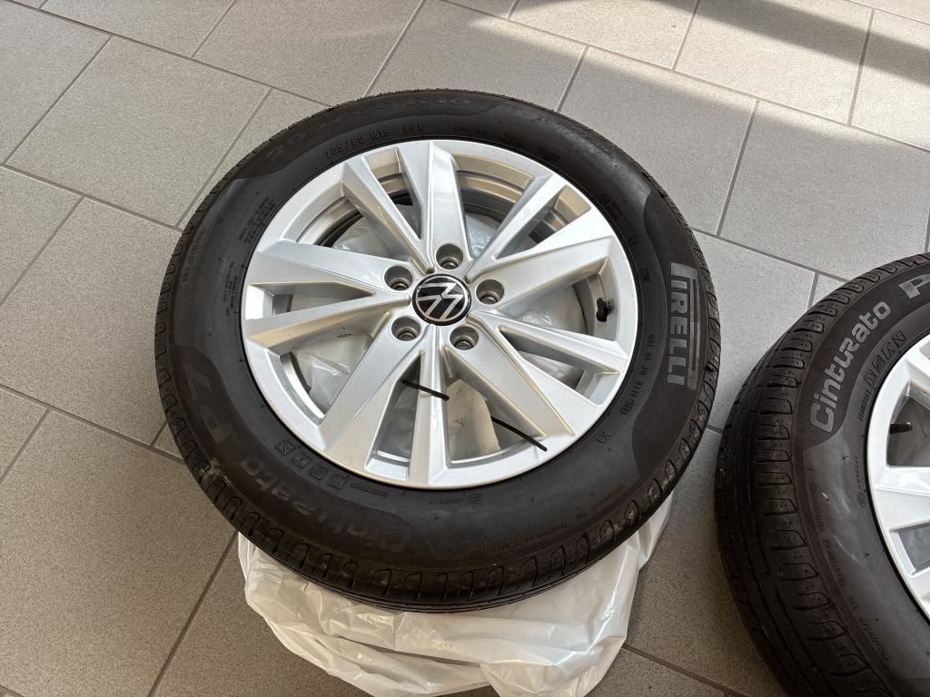 Touran 1.5 TSI DSG Comfortline Matrix/Kamera/Nav