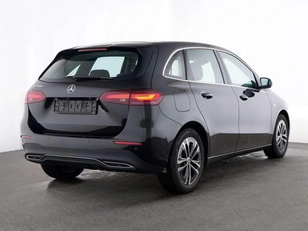 Mercedes-Benz B 250 e mit EQ Hybrid Technologie Progressive Li