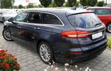 Ford Mondeo Turnier Titanium Klimaaut. LED Navi AHK - Ford Mondeo Titanium mit Hybrid-Antrieb (Benzin/Elektro)
