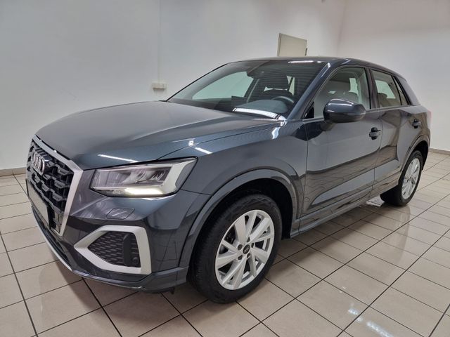 Audi Q2 30 TFSI advanced LED CarPlay DAB AHK 17"