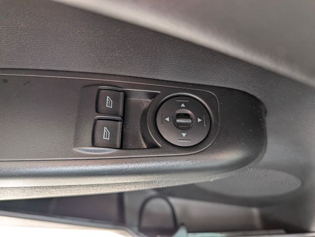 Ford Transit Courier Sport