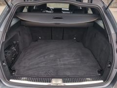 MERCEDES-BENZ C 220 d T Avantgarde~MultiBea.~Pano~Burm~HuD