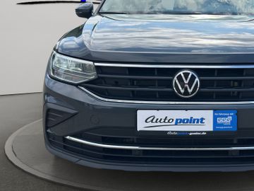 Volkswagen Tiguan - 10