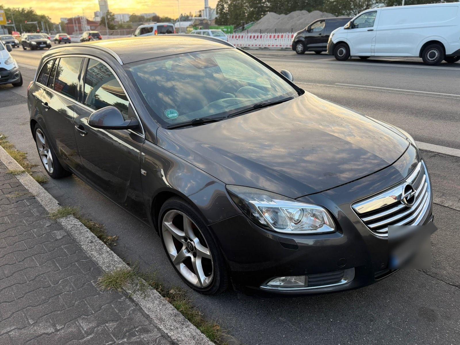 Opel Insignia 2010 — vehicle for AFU Ukraine