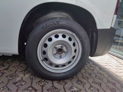 Fahrzeugabbildung Opel Combo E Cargo Edition 1.5D