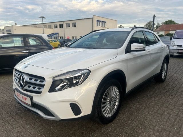 Mercedes-Benz GLA 180 GLA -Klasse Navi/Kamera/El.Heckklappe