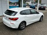 BMW 118 i Advantage+LiveCockp.Plus+abn.AHK+Tempomat+ - BMW 118 in Freiburg