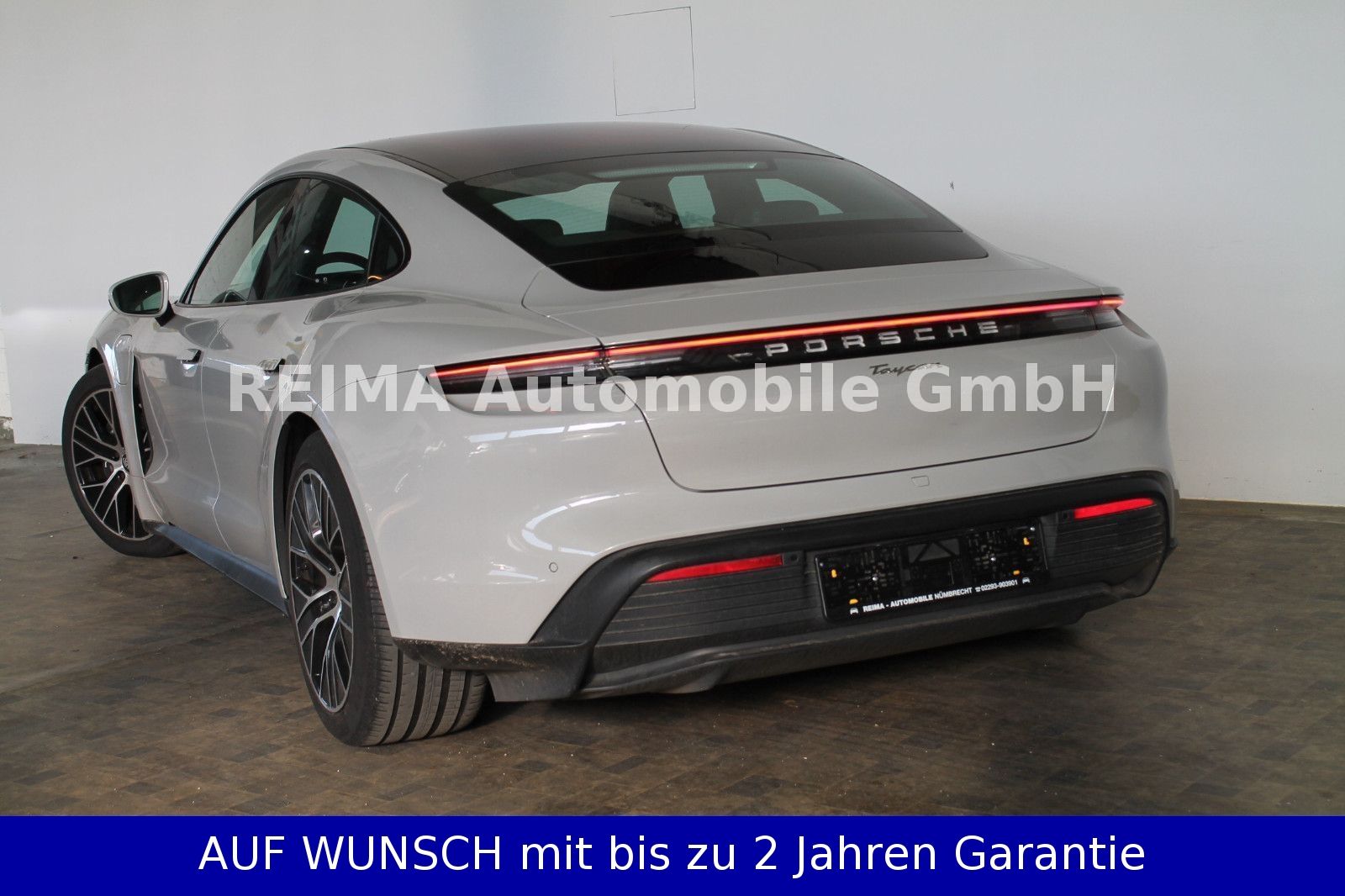 Fahrzeugabbildung Porsche Taycan  Performance , Pano, Leder, Keyless