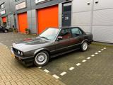 BMW 318i - BMW 318 aus 1987: 318i