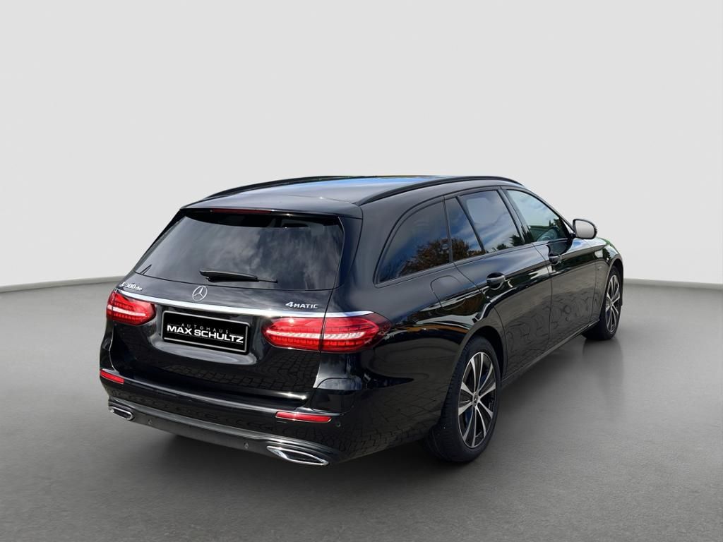 Fahrzeugabbildung Mercedes-Benz E 300 de 4MATIC T-Modell Night Paket*AHK*HUD*360