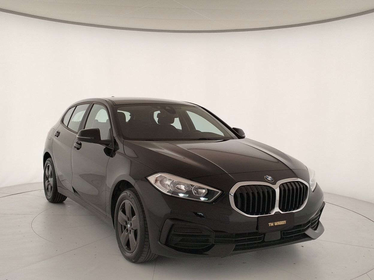 BMW 116D d Business Advantage auto - IVA ESPOSTA imagem 3