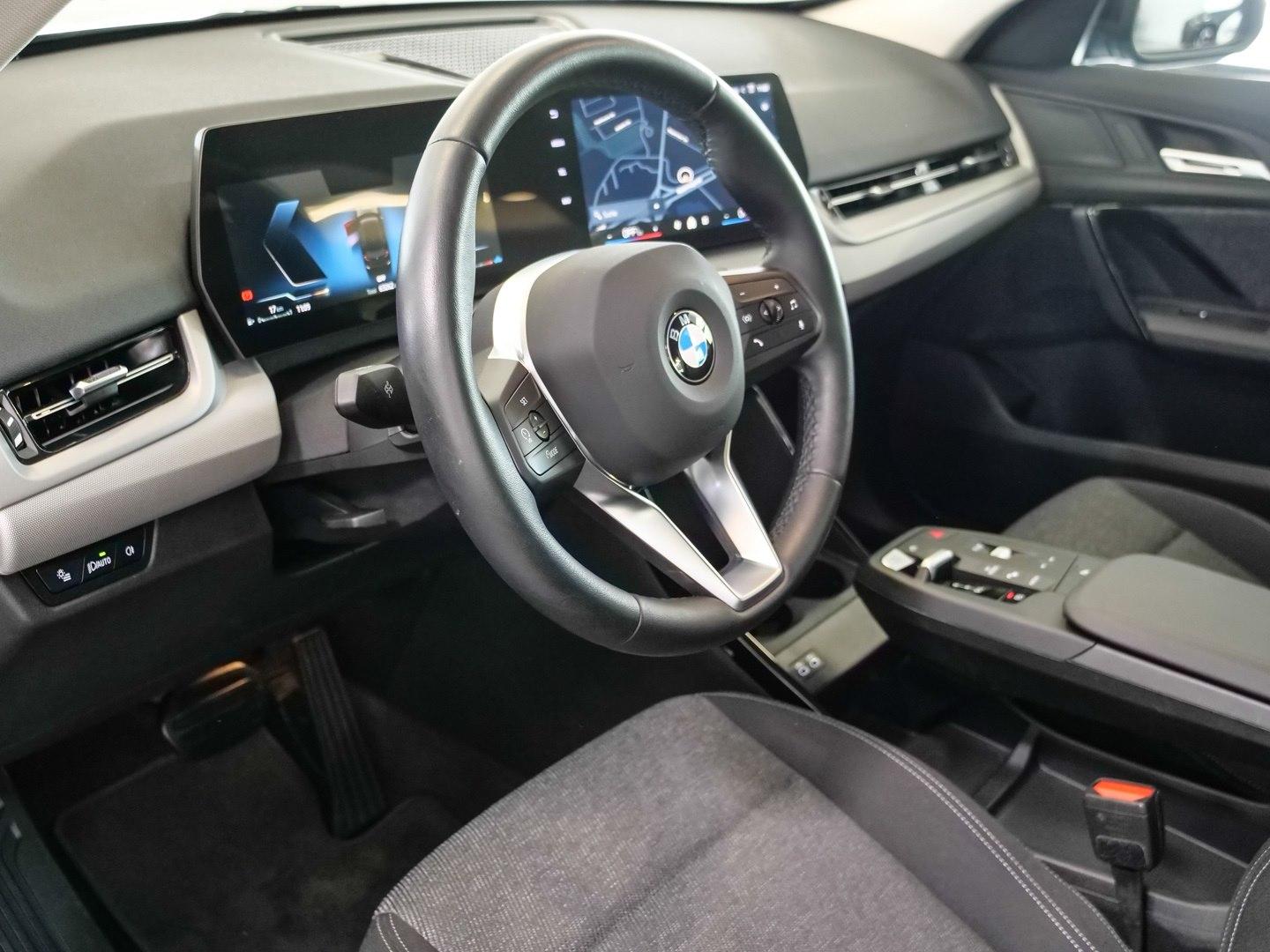 BMW X1 sDrive18d Aut Nav LED Parkass+RFK+PDC Shz 17", миниатюра 8