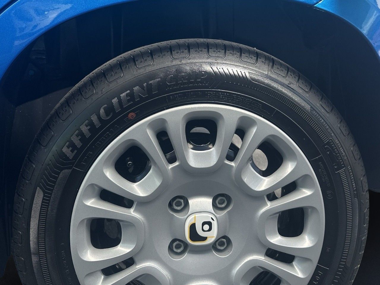 Fiat Panda 1.0 MildHybrid Pandina Pop Klima imagem 2