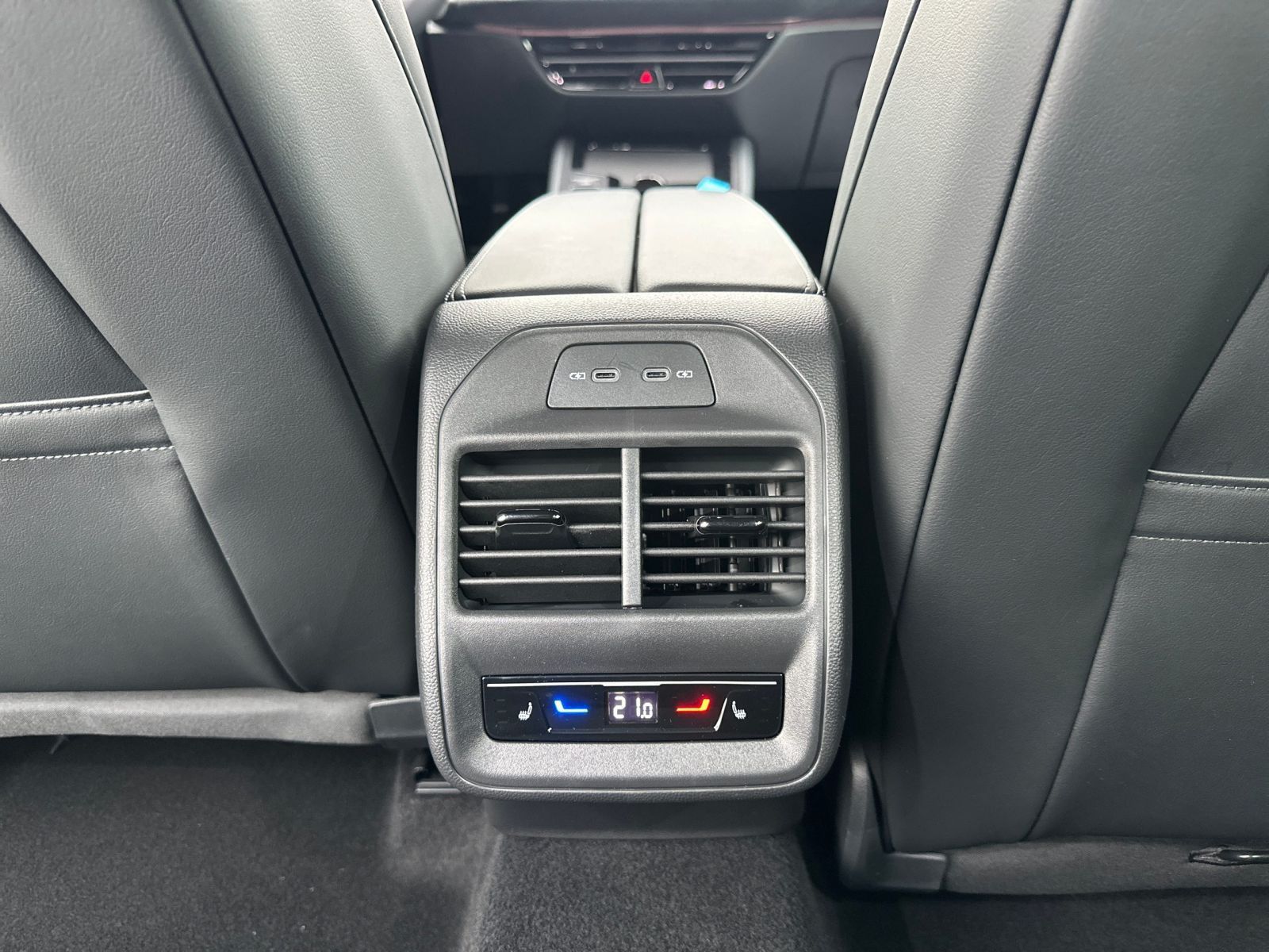Volkswagen Passat - Bild 18