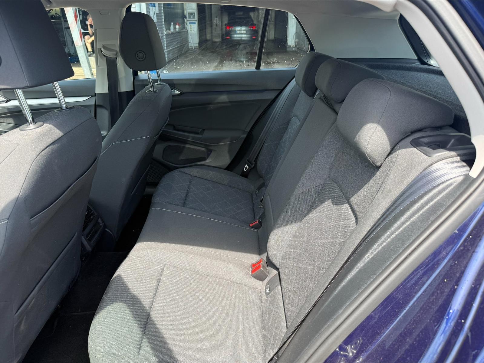 Volkswagen Golf 2.0 TDI Life Fahrschulumbau Doppelpedalerie, миниатюра 9