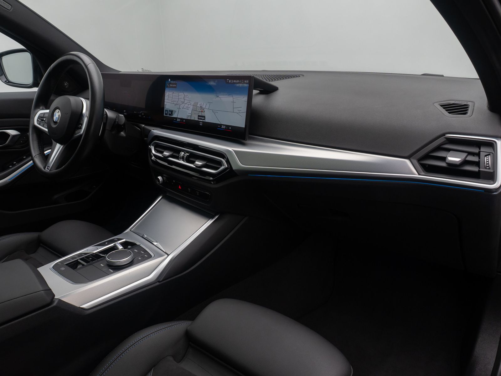 Fahrzeugabbildung BMW M340i xD H/K DAB AHK Panorama 19Zoll WidsDisplay