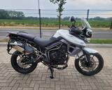 Triumph TIGER 800 XRT ABS + HELM - TRIUMPH TIGER 800
