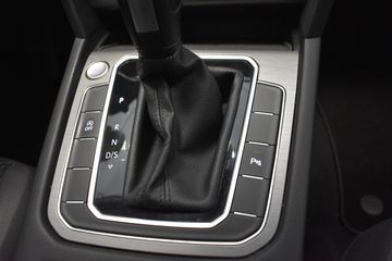 Volkswagen Passat - 8