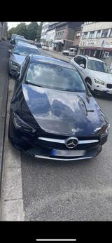 Mercedes-Benz Mercedes Benz CLA 180 - Mercedes-Benz CLA 180 in Düsseldorf