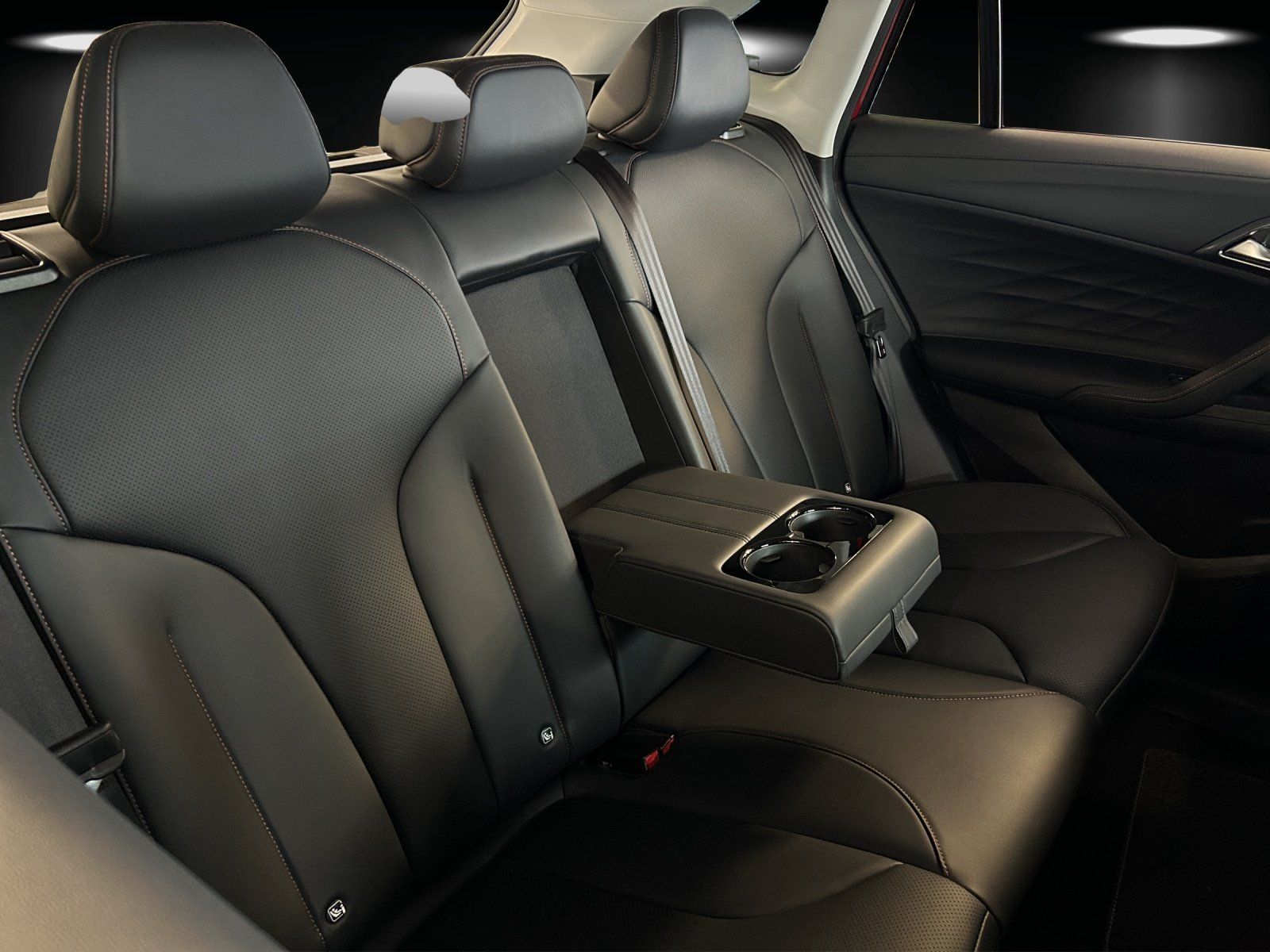 Fahrzeugabbildung MG MG HS HEV Luxury