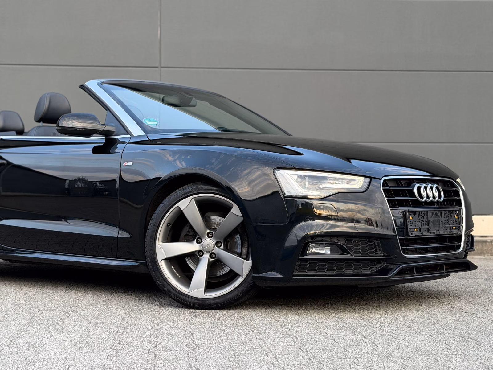 Audi A5 Cabrio 2.0 TDI 3x S line Plus Navi *Rotor*