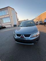 Mitsubishi OutlanderII - Mitsubishi Outlander aus 2007