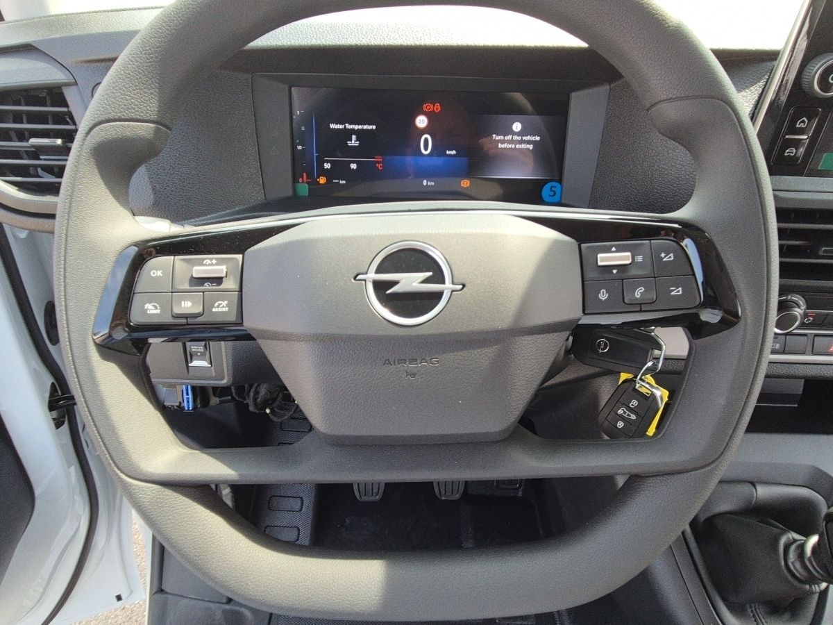 Opel Vivaro - Bild 9