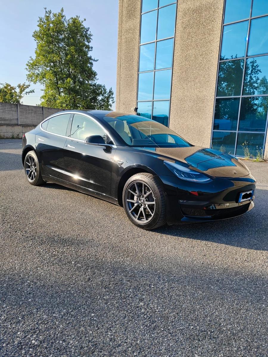 Tesla Model 3 Model 3 Long Range Dual Motor AWD