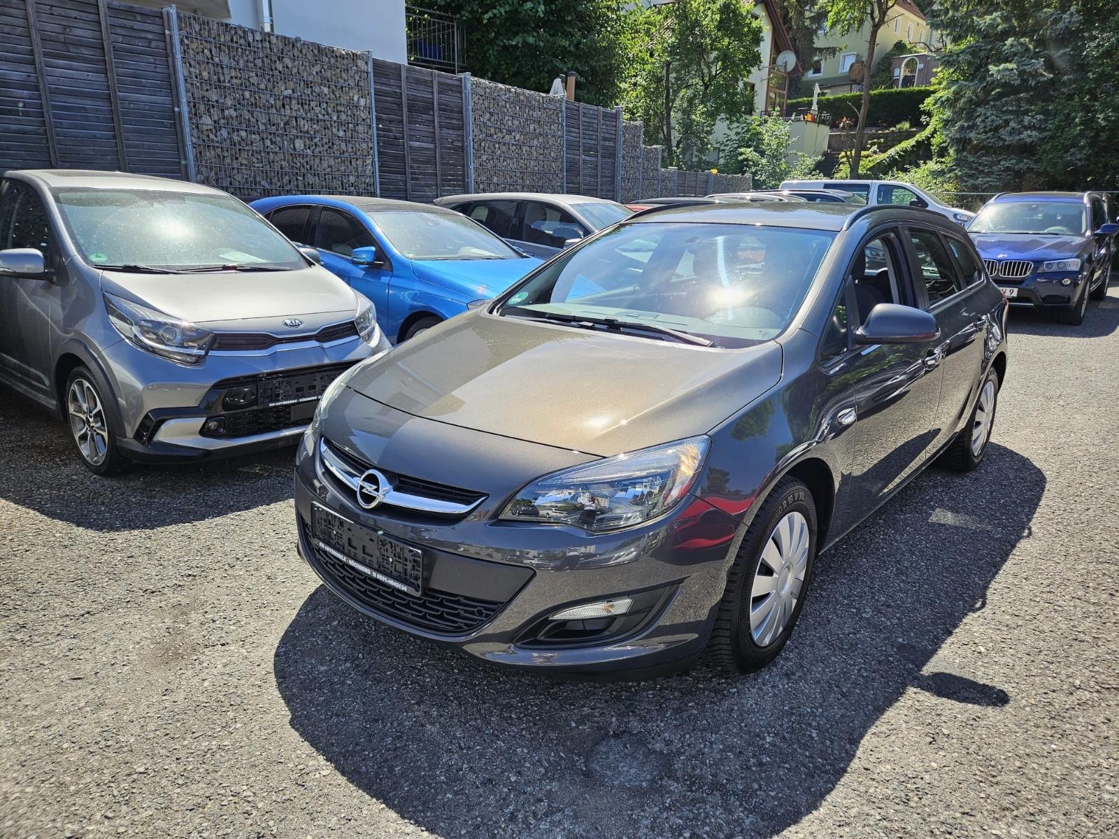 Opel Astra J Sports Tourer Selection