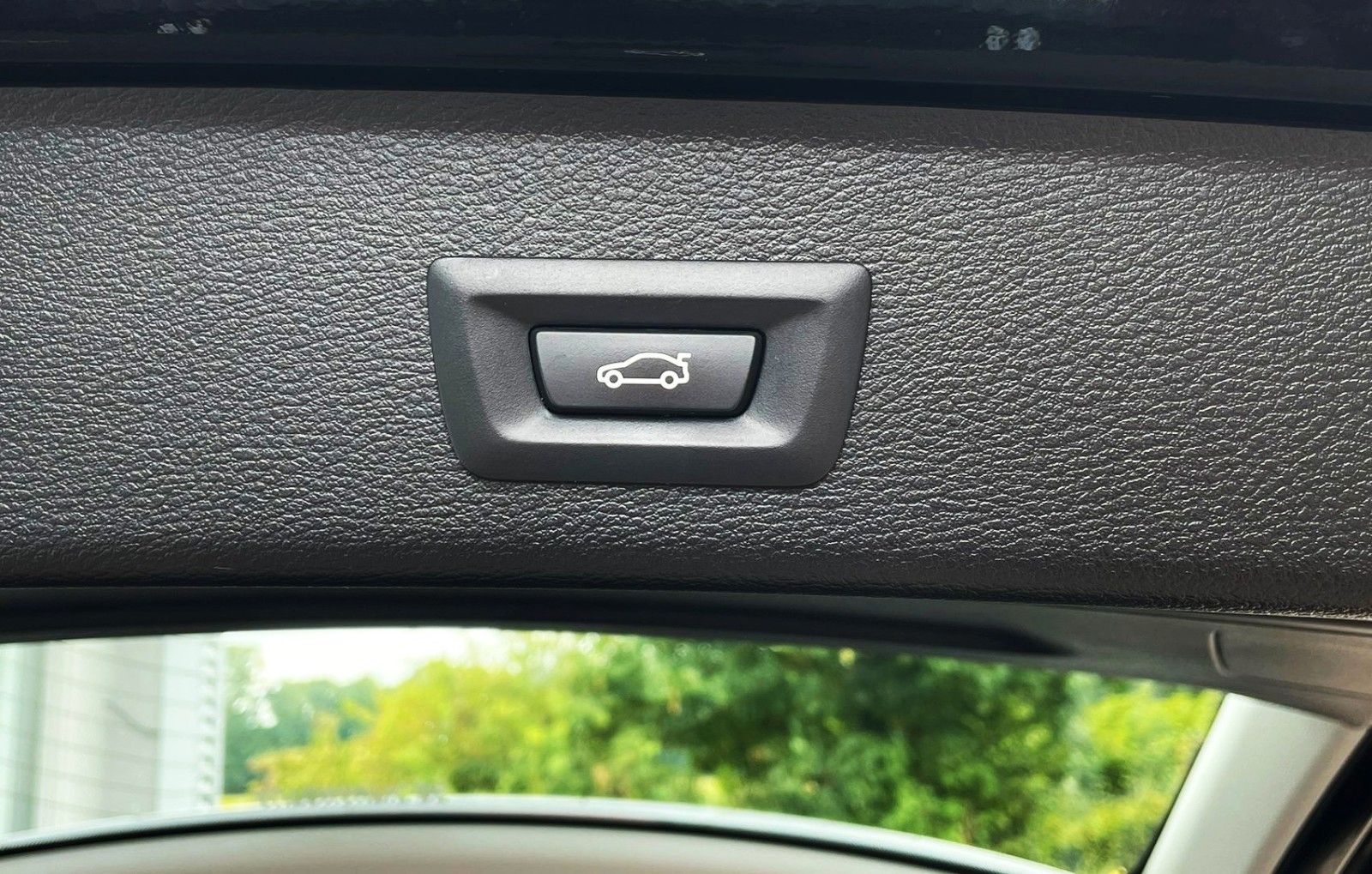 Fahrzeugabbildung BMW X3 xDrive 30d xLine SAG LEDER NAVI LED 360° 1.Hd