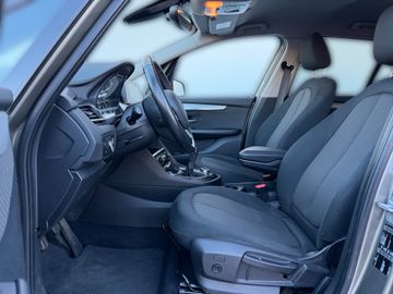 BMW 218 Gran Tourer - 10