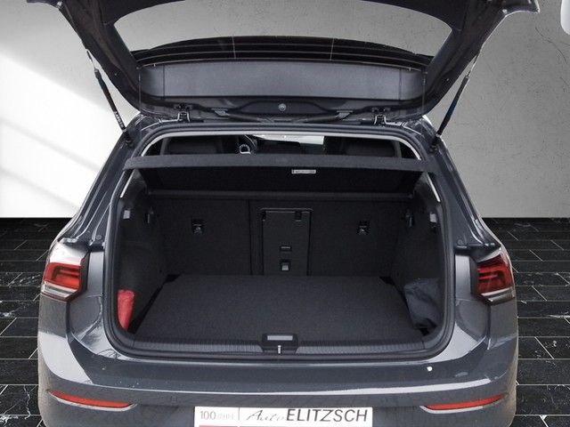 Fahrzeugabbildung Volkswagen Golf VIII TSI Move LED Navi SHZ AID RFK