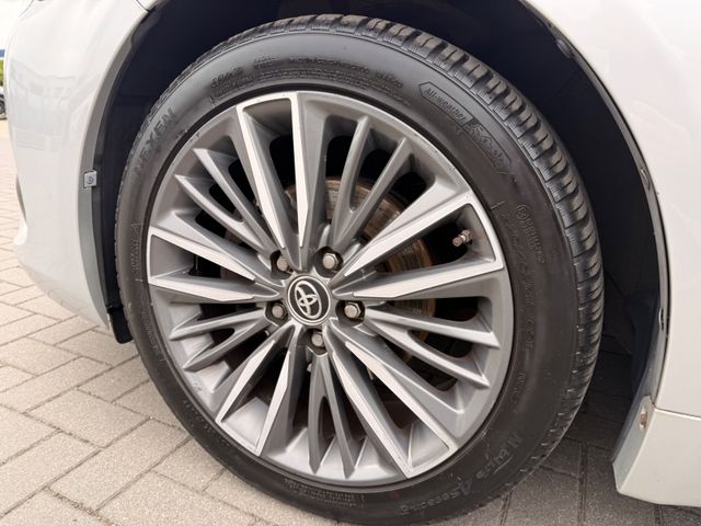 Toyota Avensis 1,8-l-Valvem. Touring Sports AHK SHZ