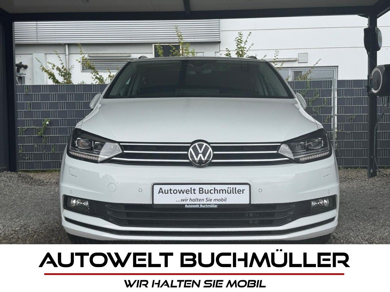 Gebrauchtwagen Volkswagen Touran Touran 2.0 TDI DSG,STANDH,AHK,PANO,VIRTUAL,DCC in Nersingen