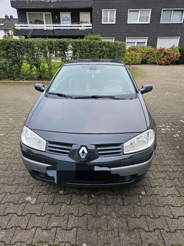 Renault Megan Cabrio (Zum ausschlachten)