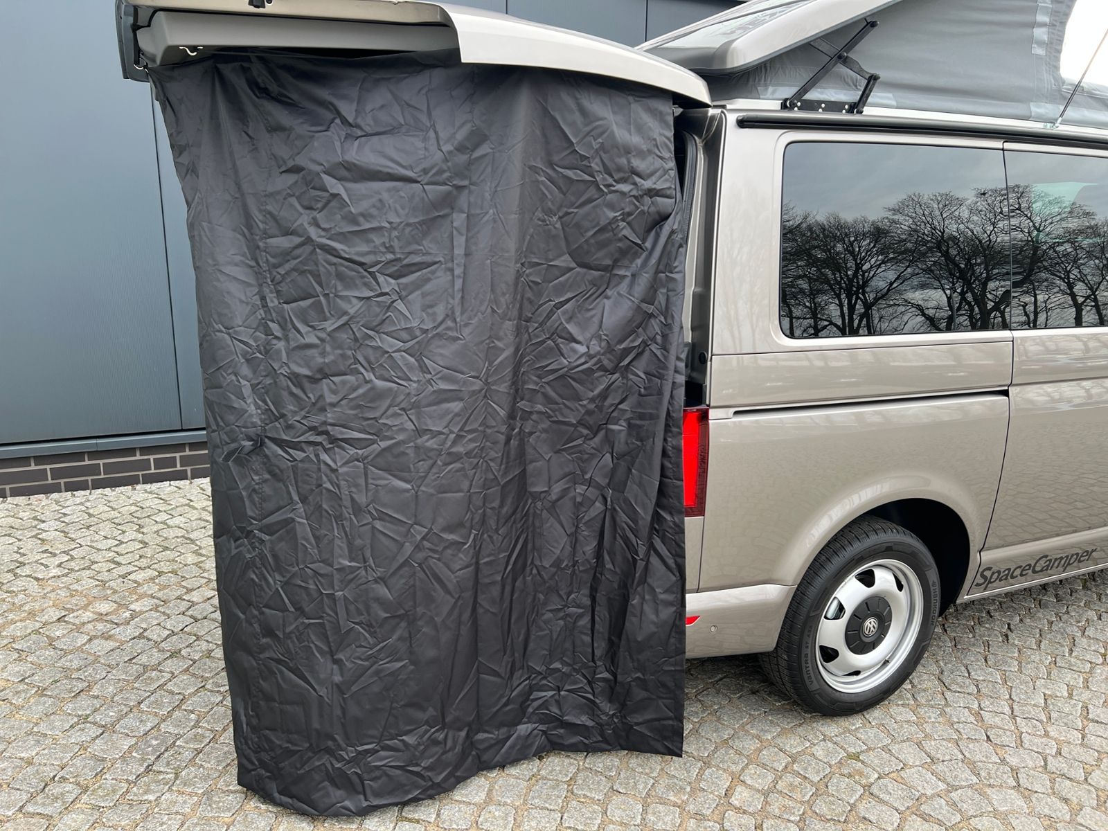 Fahrzeugabbildung Volkswagen T6.1 SpaceCamper Light Caravelle 2.0 TDI 4 Motio